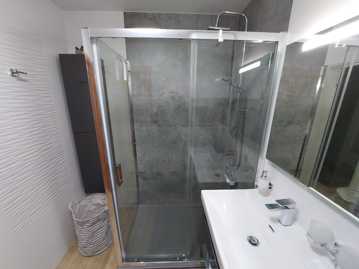 Apartman Filip - Pod Lesom Apartment วิสโซเค ดาตรี ภายนอก รูปภาพ